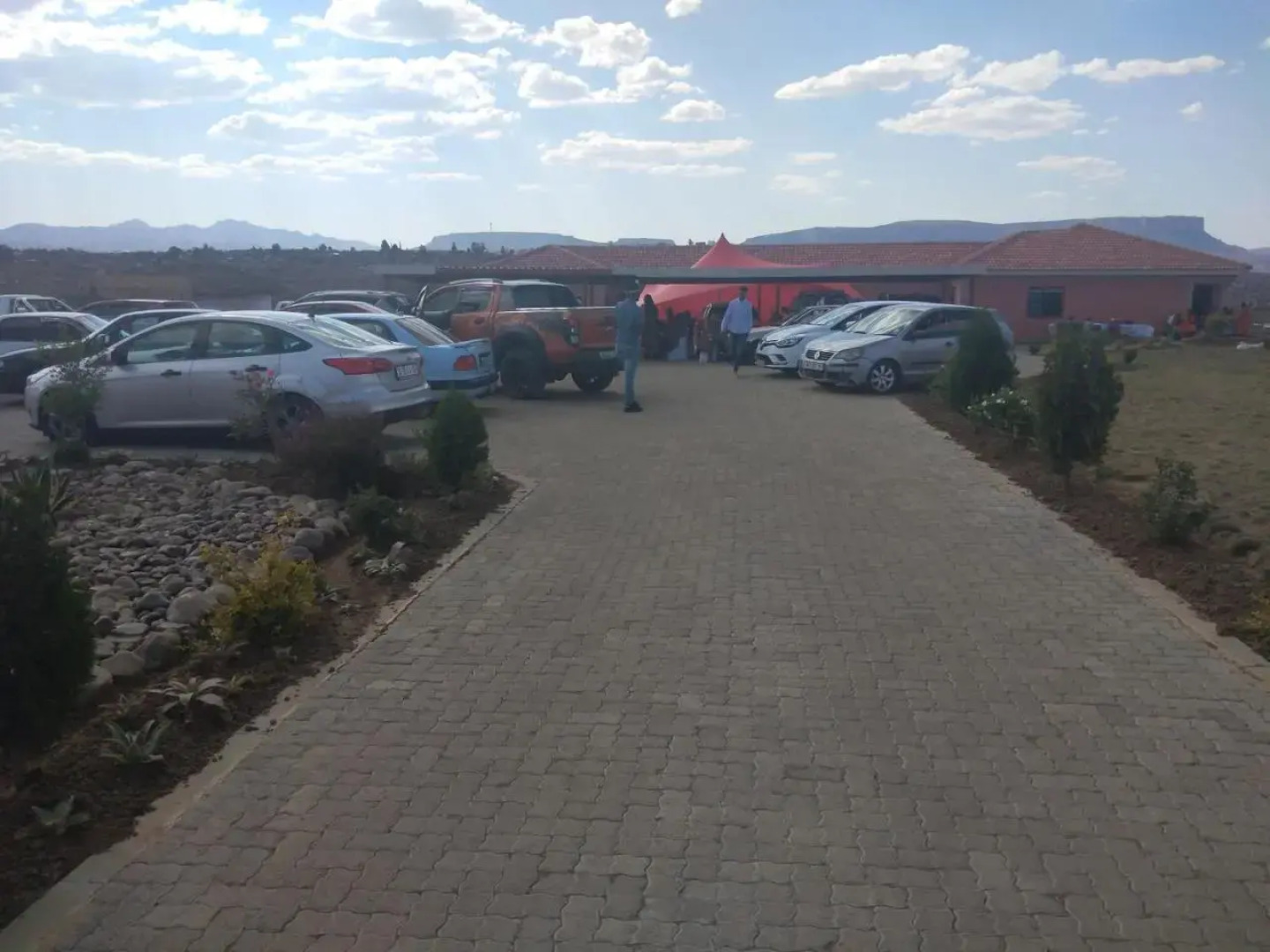 Twilight Breeze Lodge