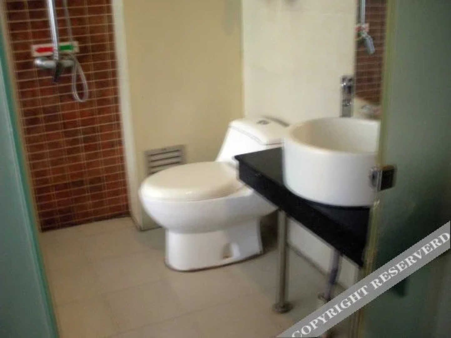 Tongyi Hotel