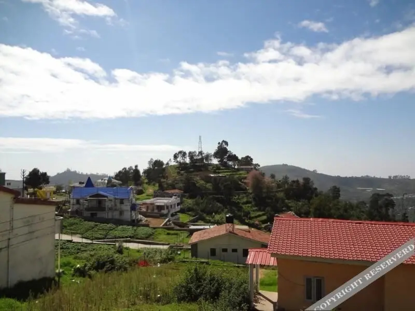 Royale Holidays Hotel