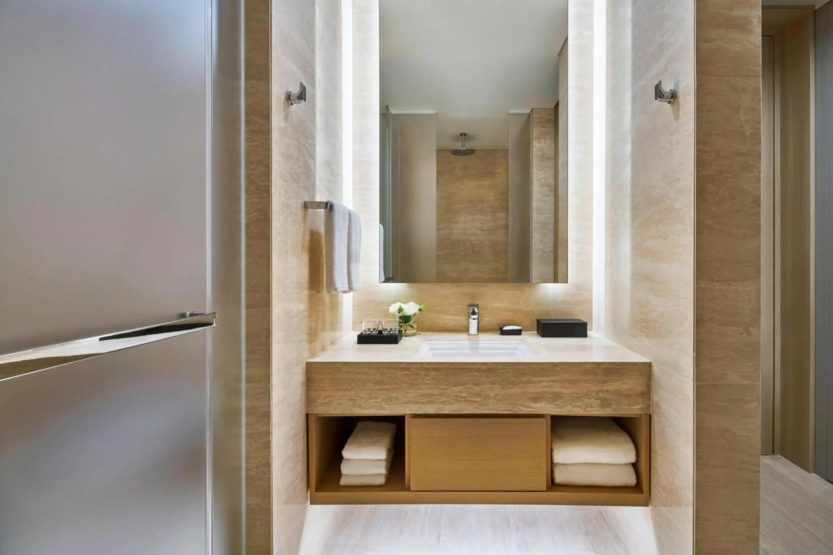 Marriott Jeju Shinhwa World Hotels & Resorts