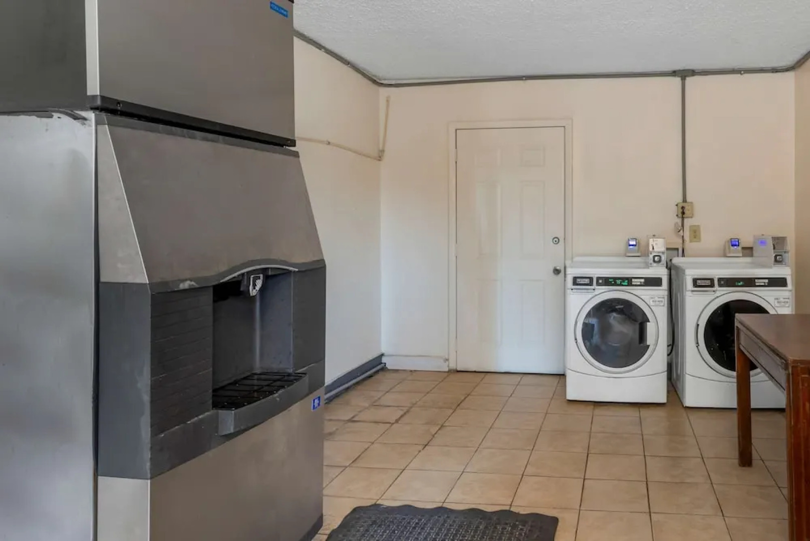 Econo Lodge Colonial Heights