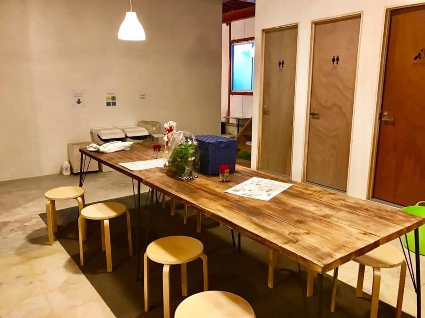 fan ABURATSU Sports Bar & Hostel