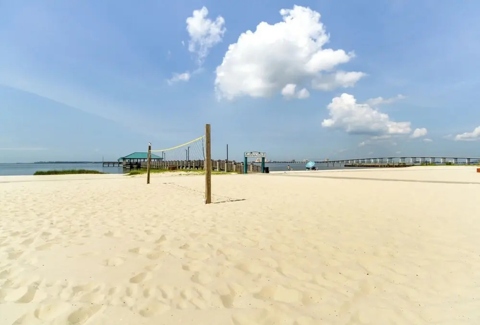 Charming Dtwn Retreat: 1 Mi to Ocean Springs Beach