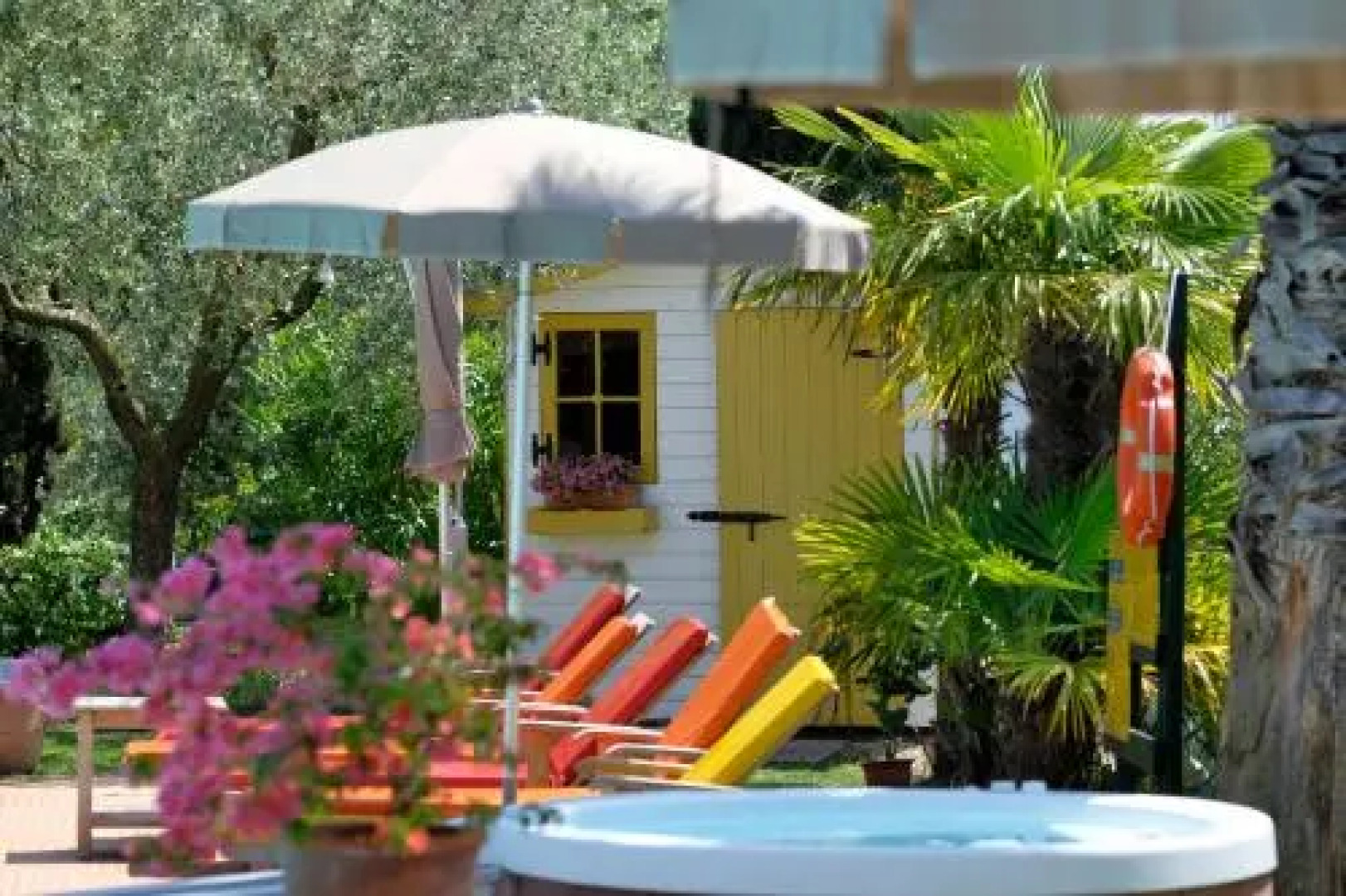 Villa Madrina Lovely and Dynamic Hotel