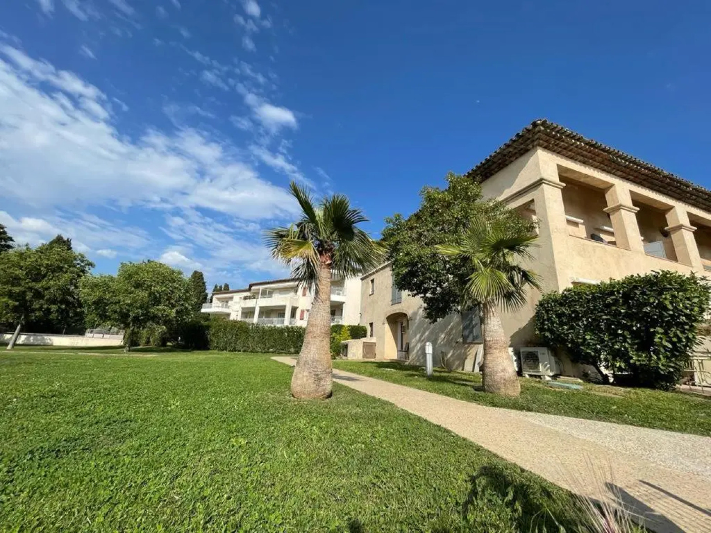 ravissant T3 bastide de robinson N16
