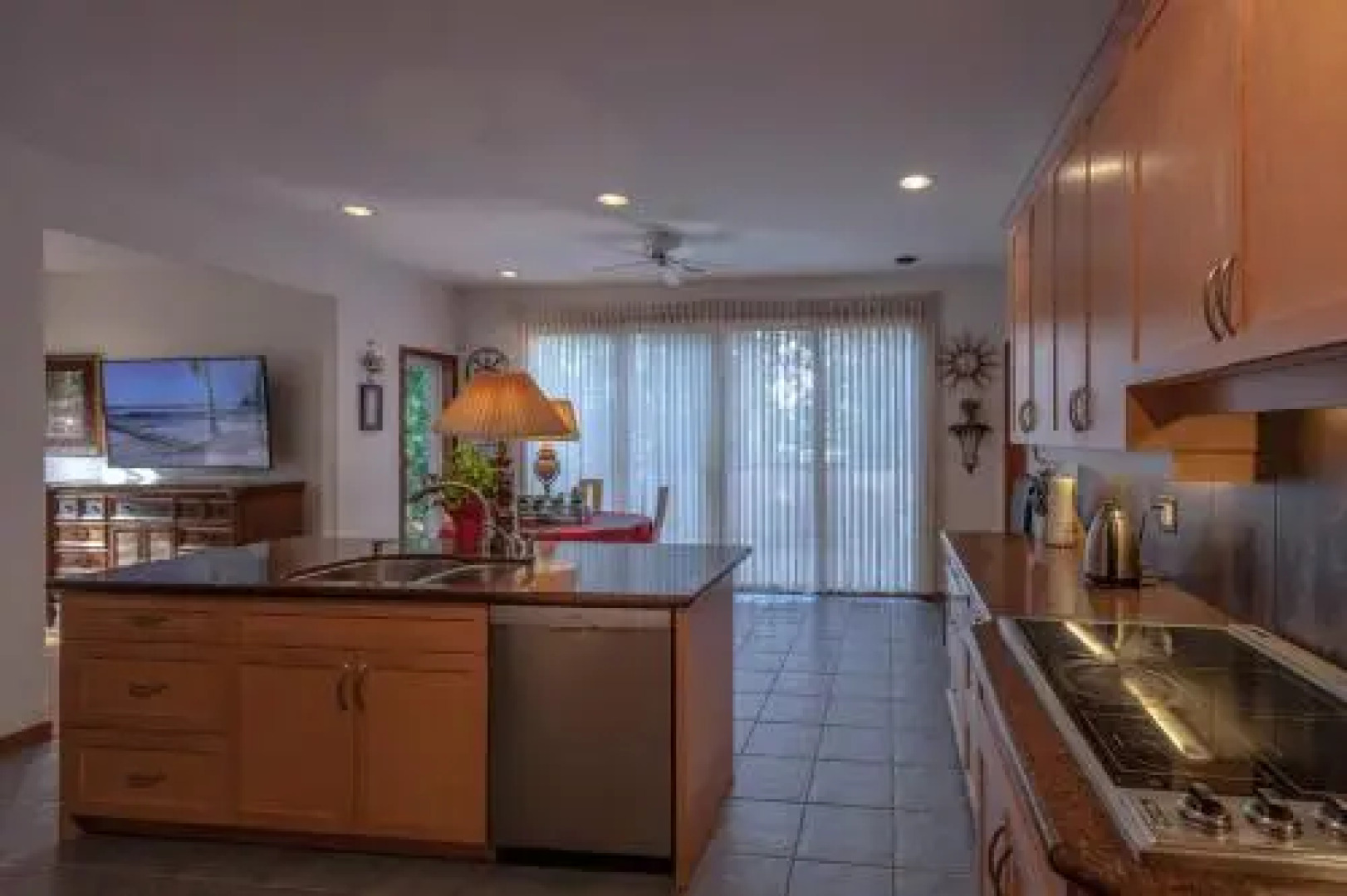 Whytecliff Park place near ocean