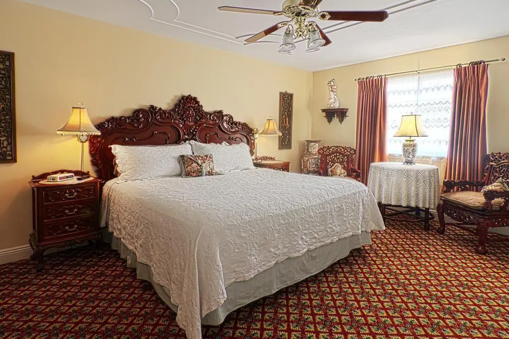 Rose Manor