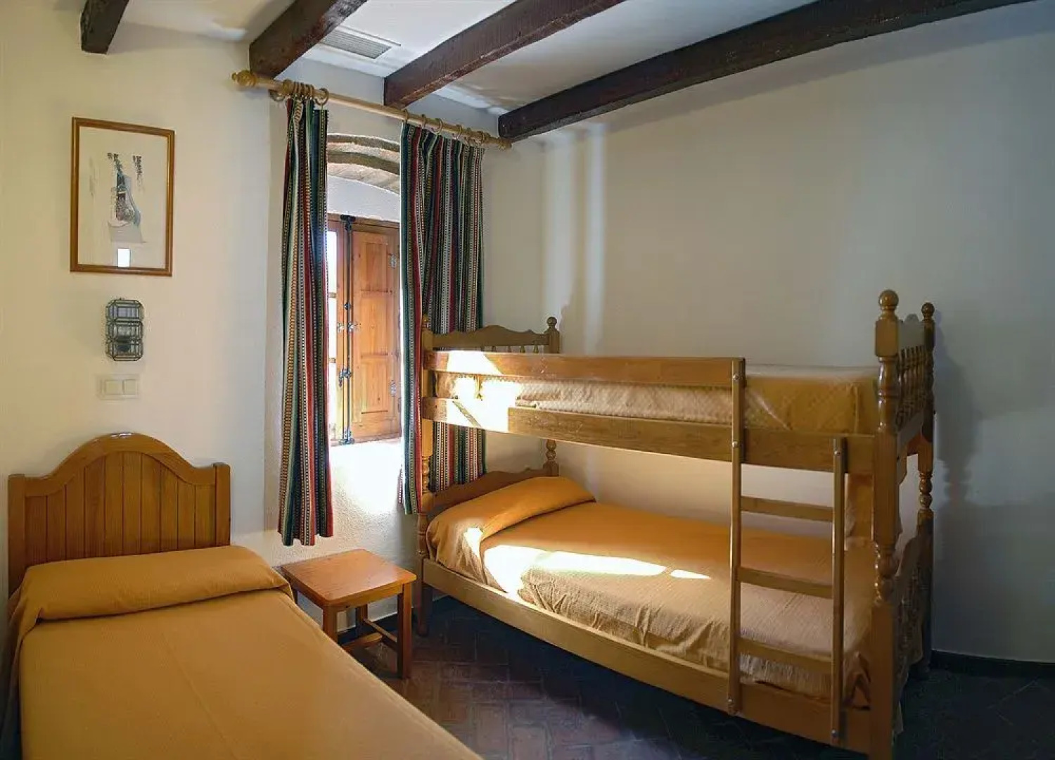 Albergue Inturjoven El Bosque