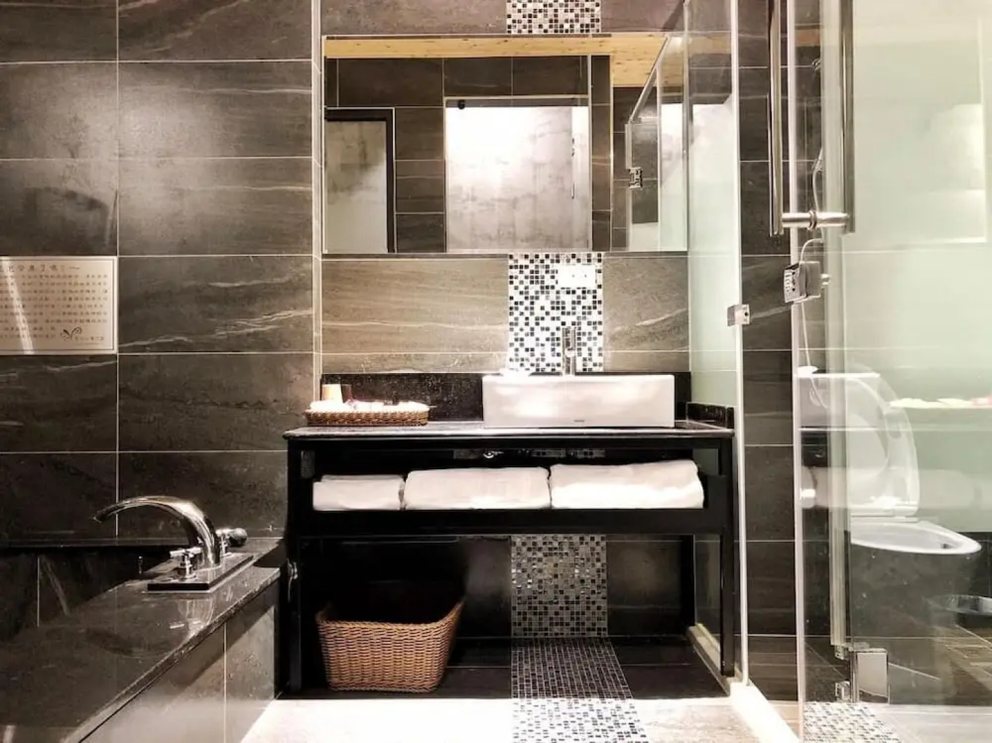 22°C Cold Spring Hotel