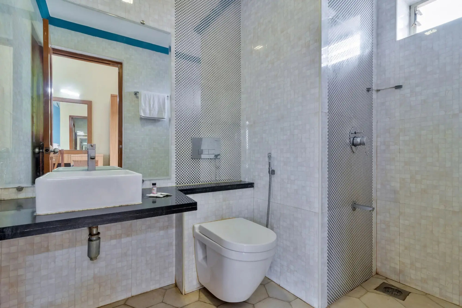 Larios Beach Holidays