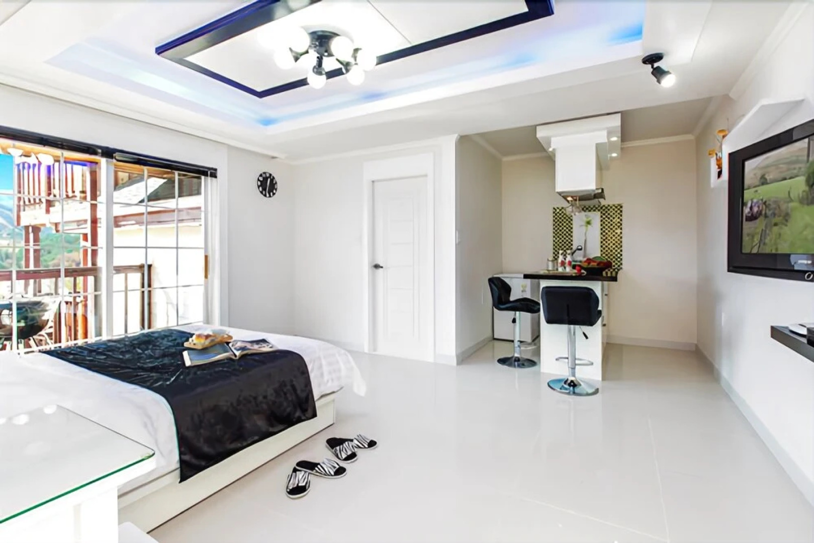 Hoengseong Rose of Sharon Pension