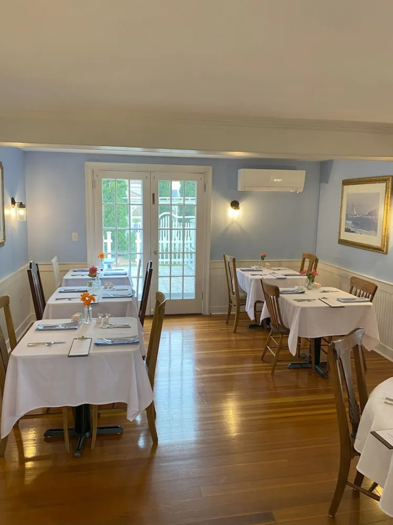 Spouter Inn Bed & Breakfast