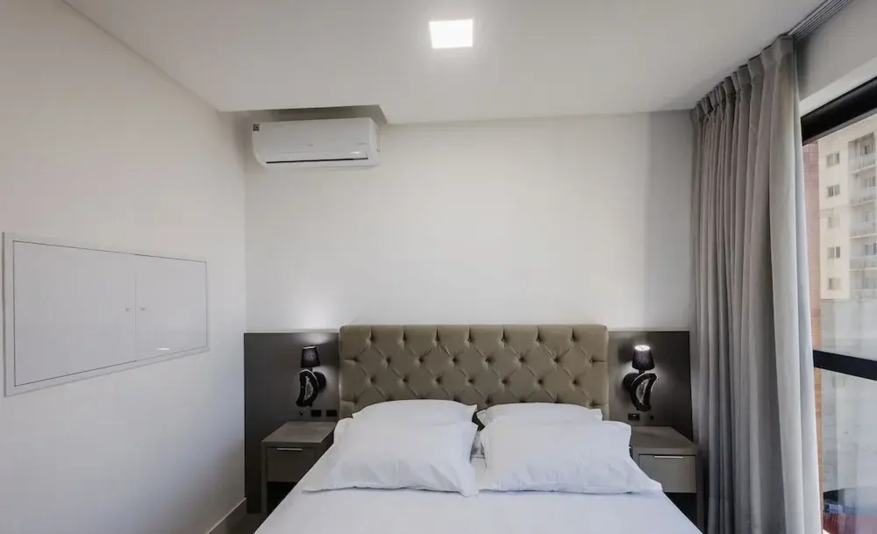 MHFBs Edifício Moderno piscina vista mar