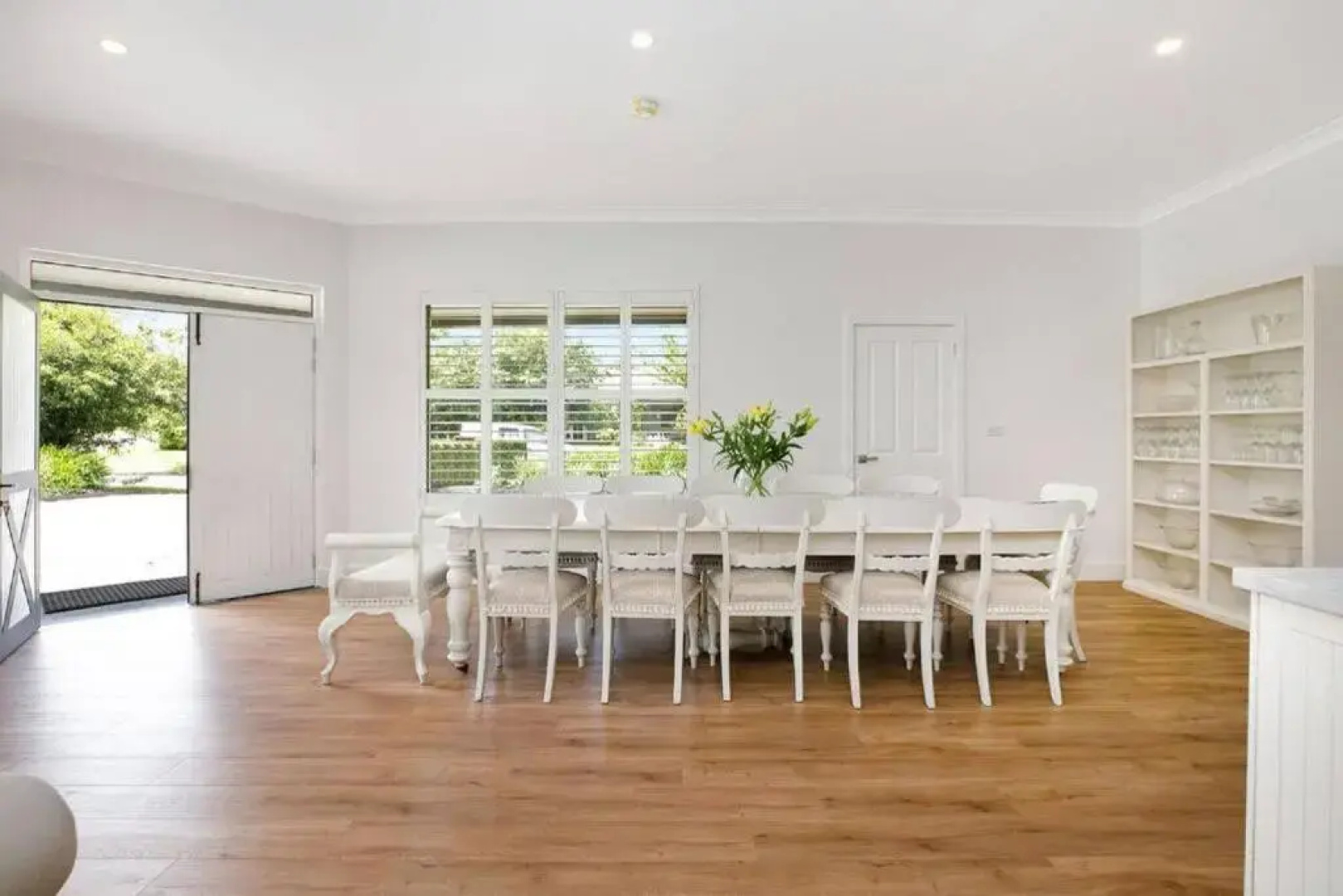 Arborea Country Holiday House catering for 14 to 16 guests In the heart of Bowral