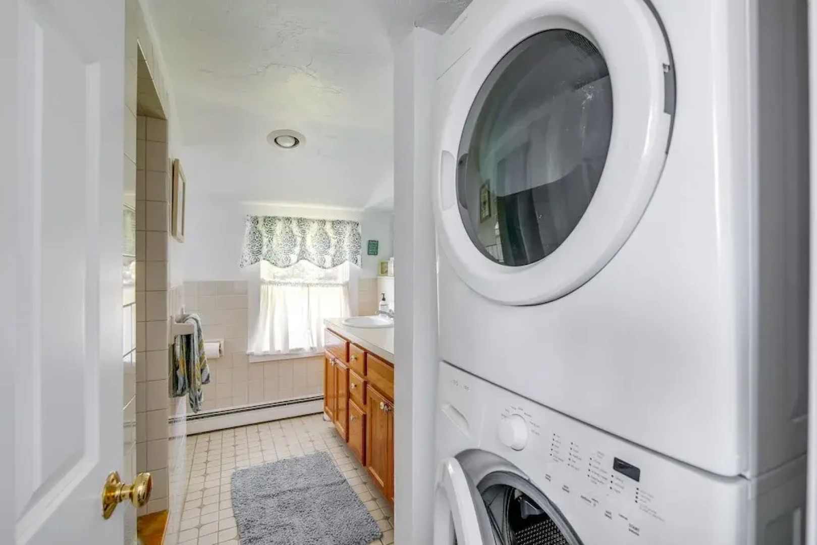 Charming Scituate Home w/ Deck - Walk to Beaches!