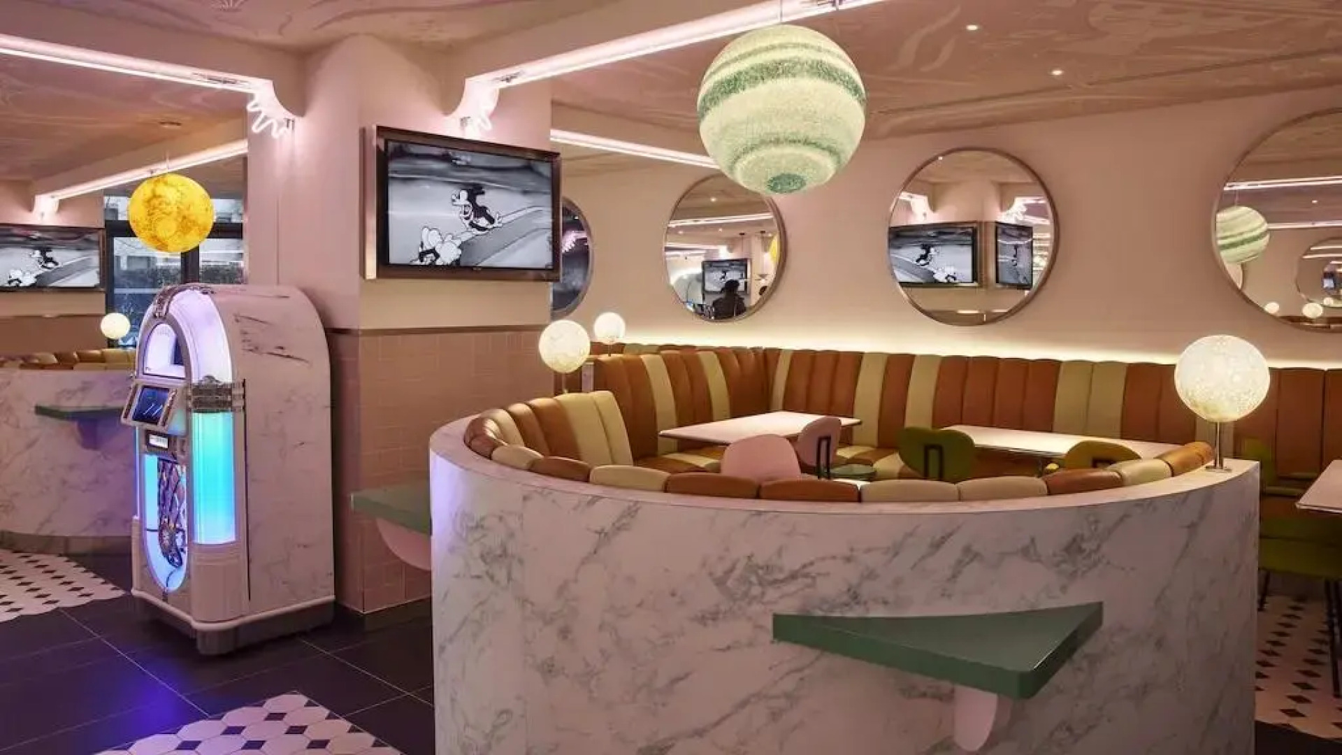 Mama Shelter Paris La Défense