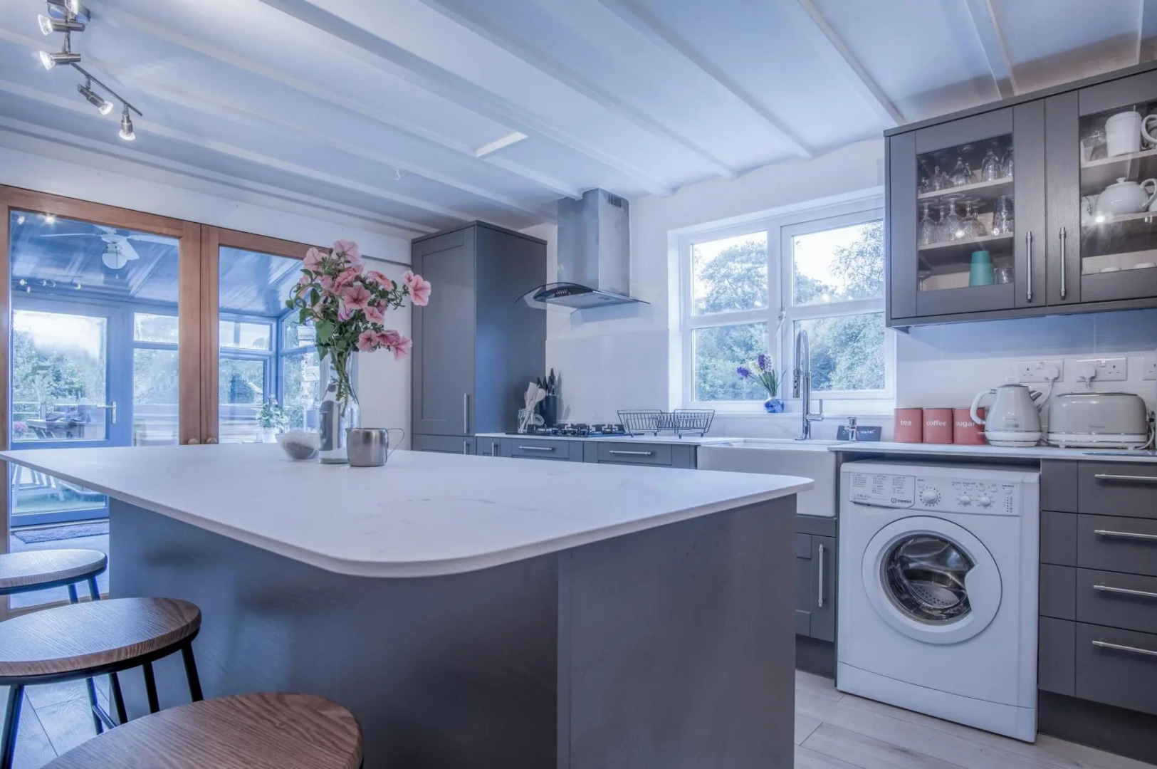 White Mill - 4 Bedroom Holiday Home - Lampeter Velfrey - Narberth