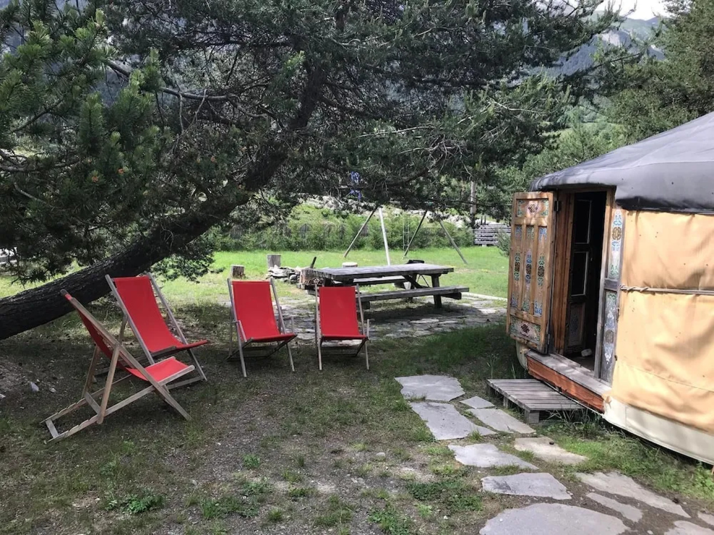 Yourtes de Montagnes Insolites