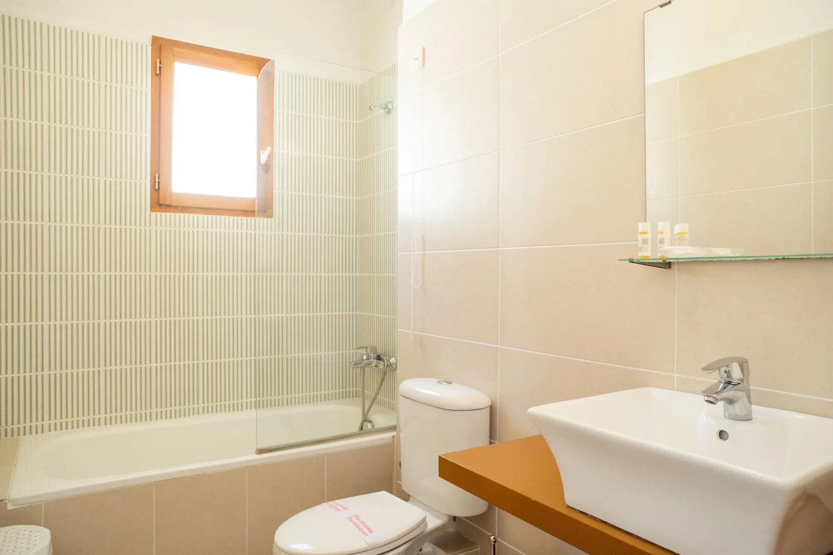 Lagou Raxi Country Hotel