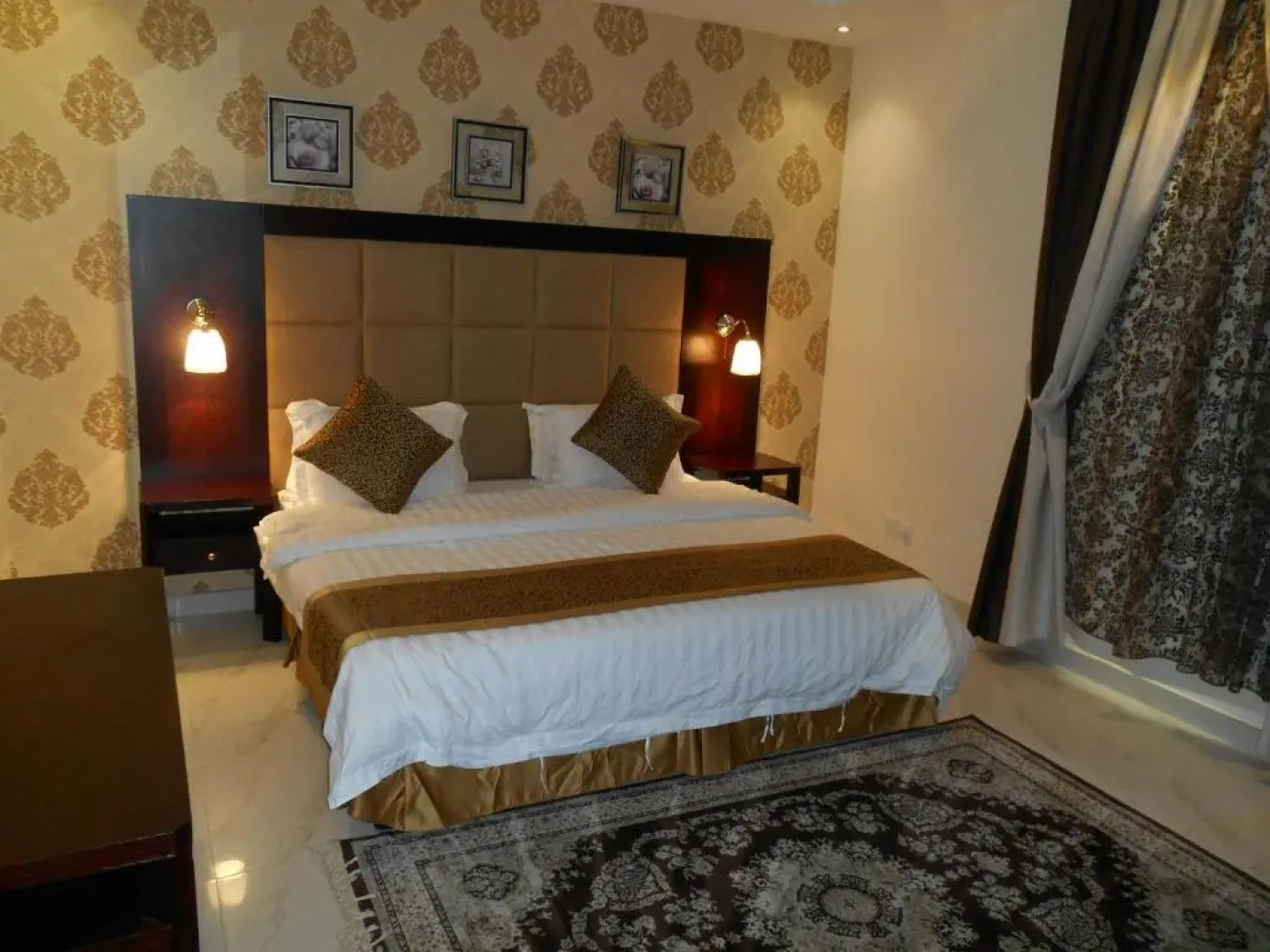 Julanar Alsharq Suites