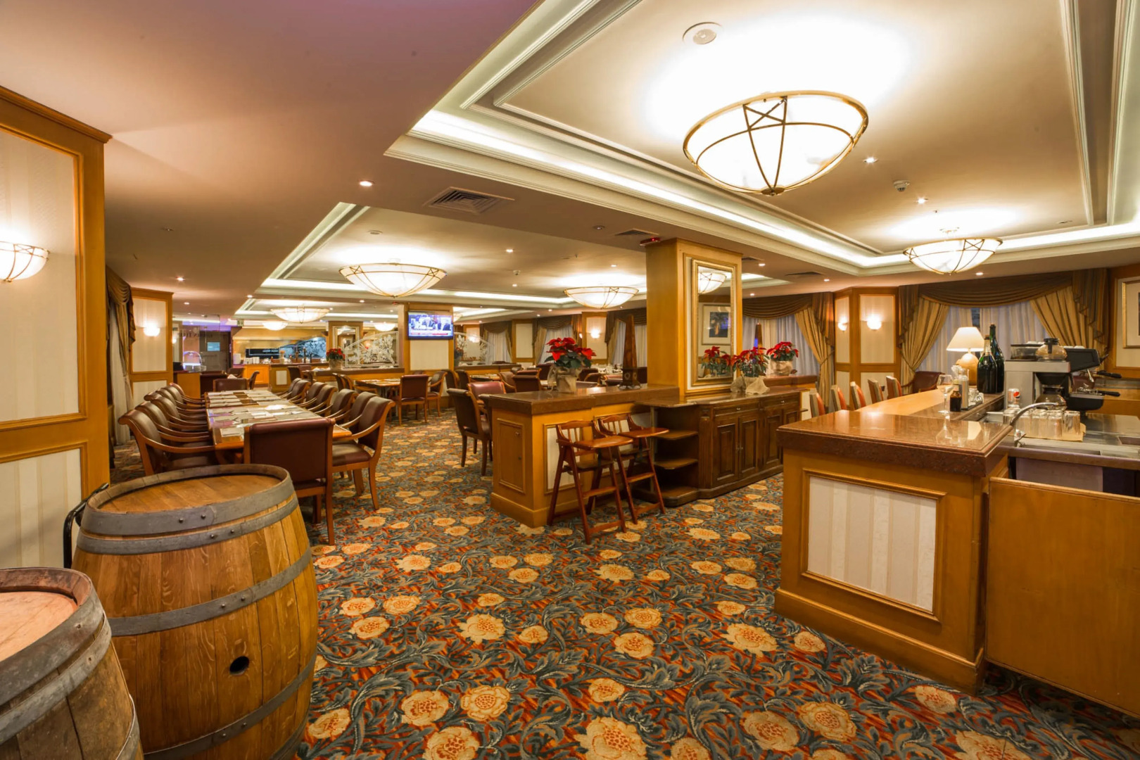 Golden Tulip Galleria Hotel