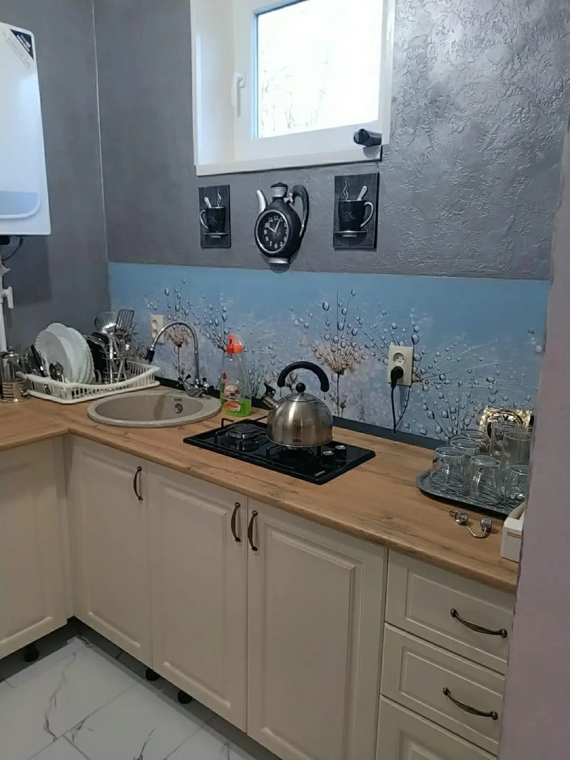 Семейный дом у подножия горы Медовая