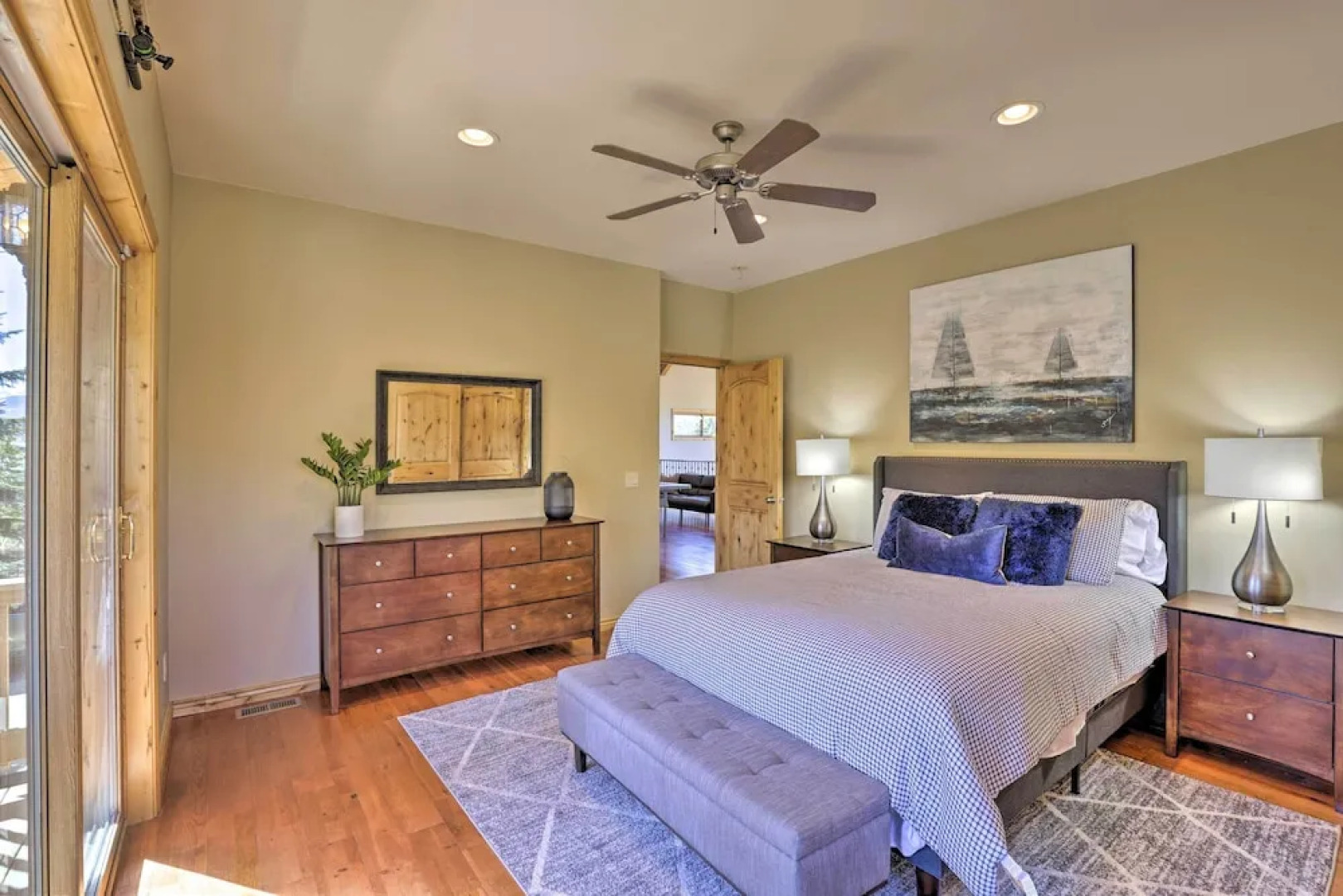 Cabin w/ Game Room & Mtn Views in Silverthorne!