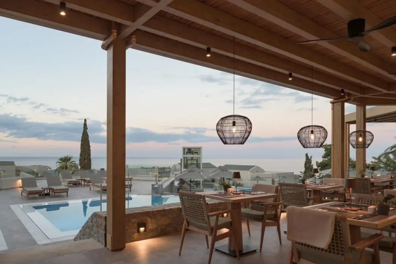 Galaxy Suites Boutique Resort