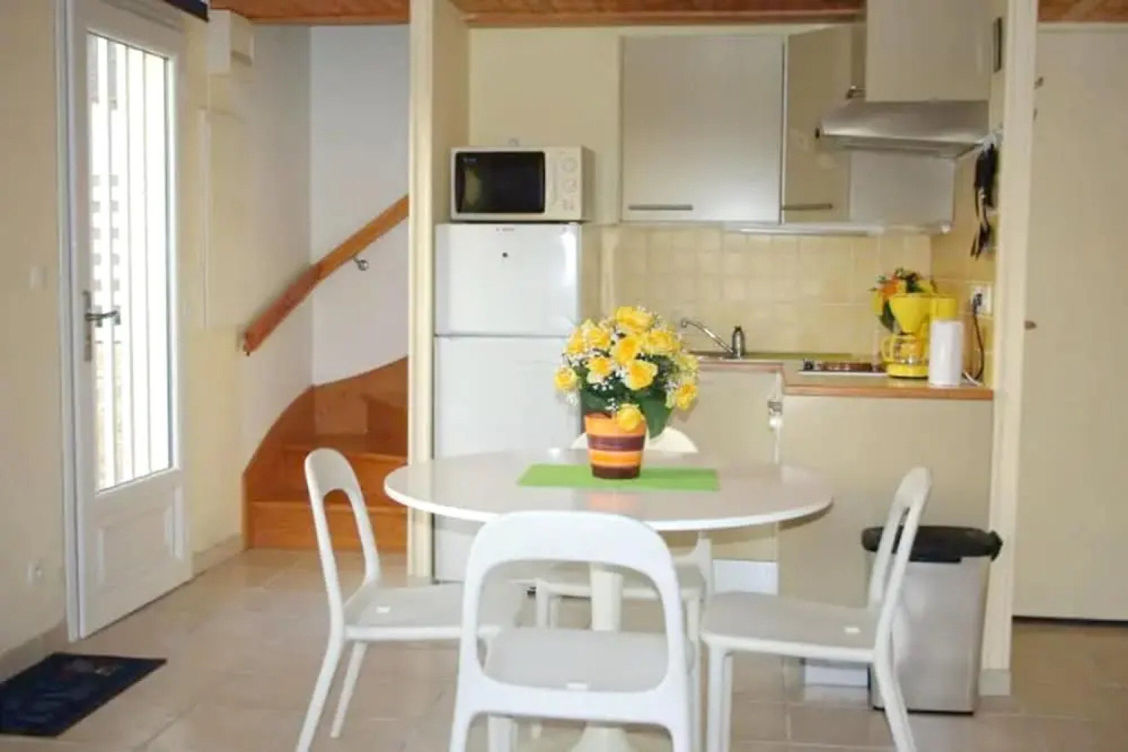 Apartment With one Bedroom in Semussac, With Enclosed Garden - 4 km From the Beach