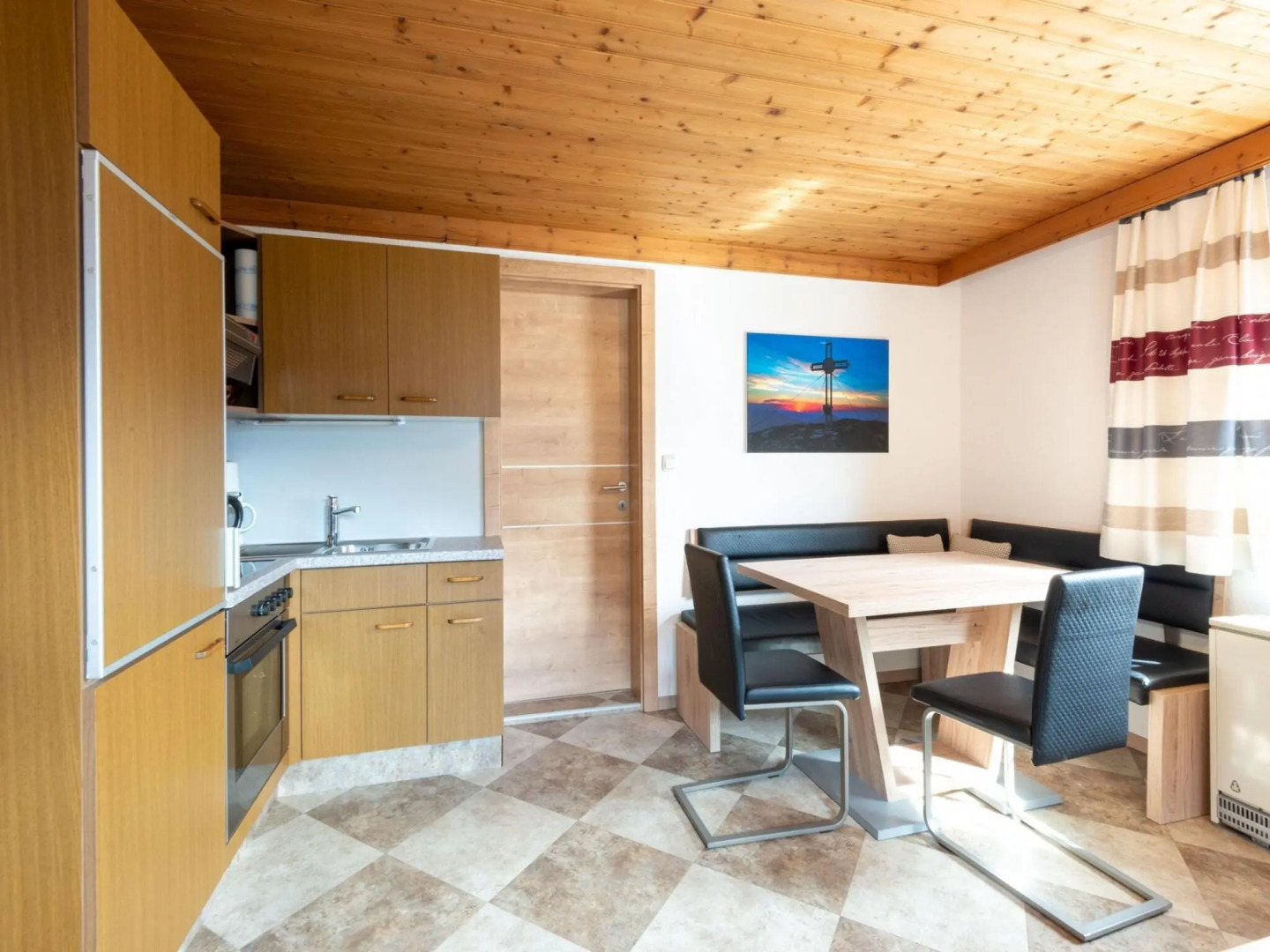 Romantic apartment in Bramberg with garden