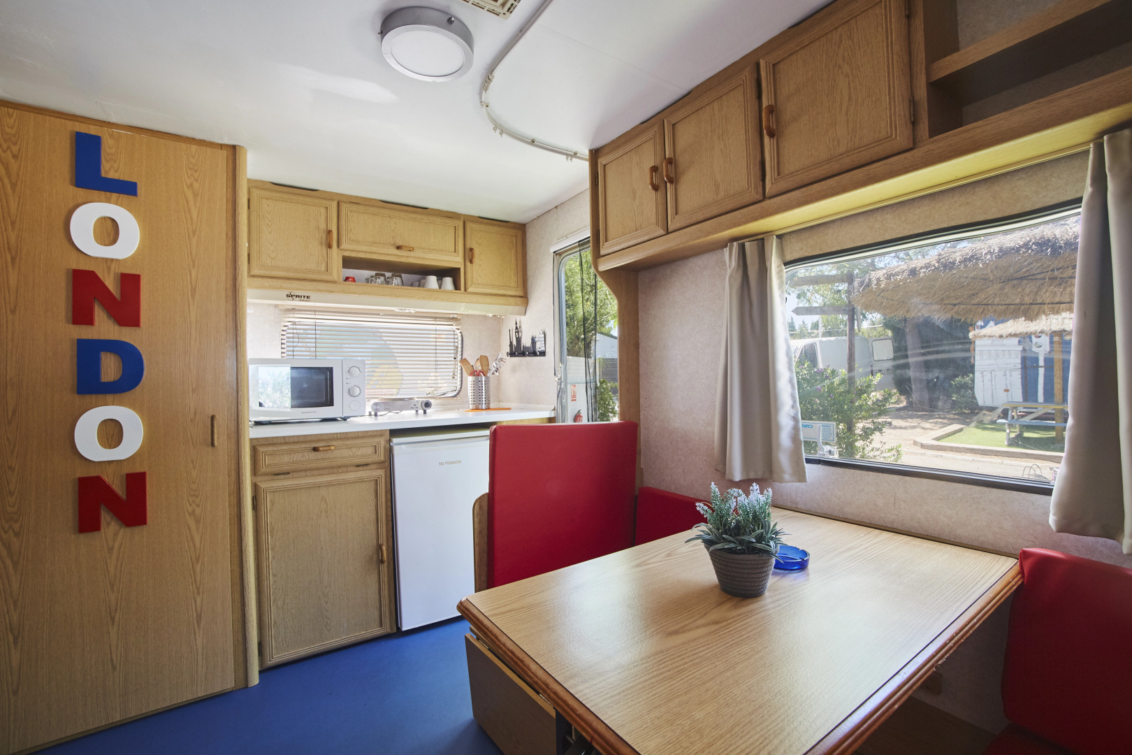 Alannia Costa Dorada