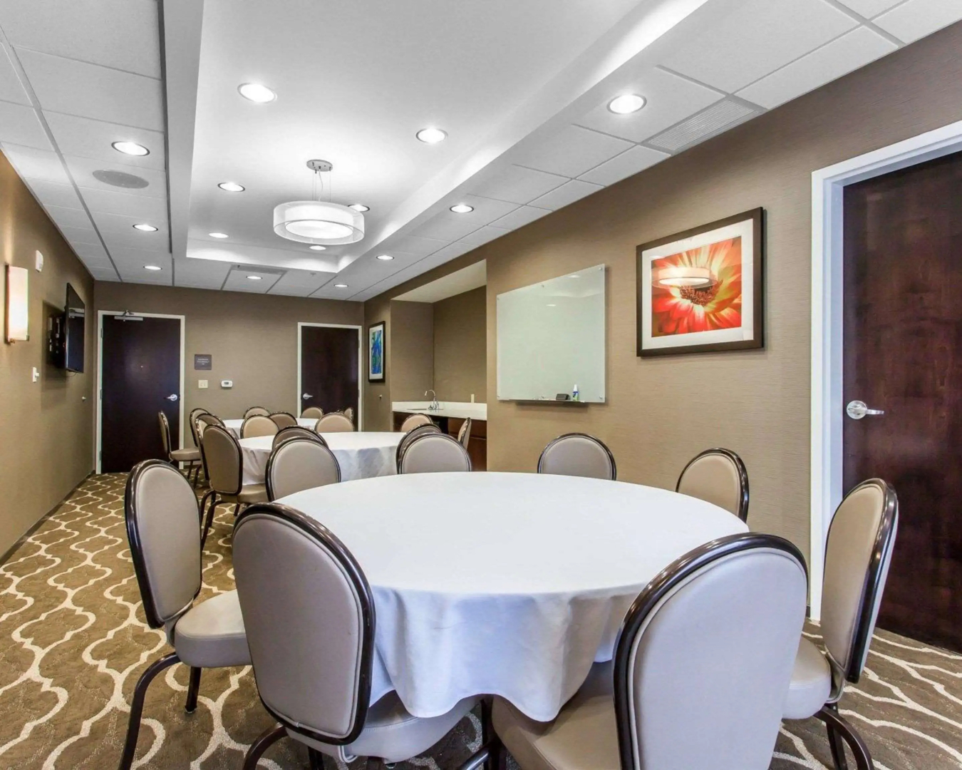 Comfort Suites Youngstown North