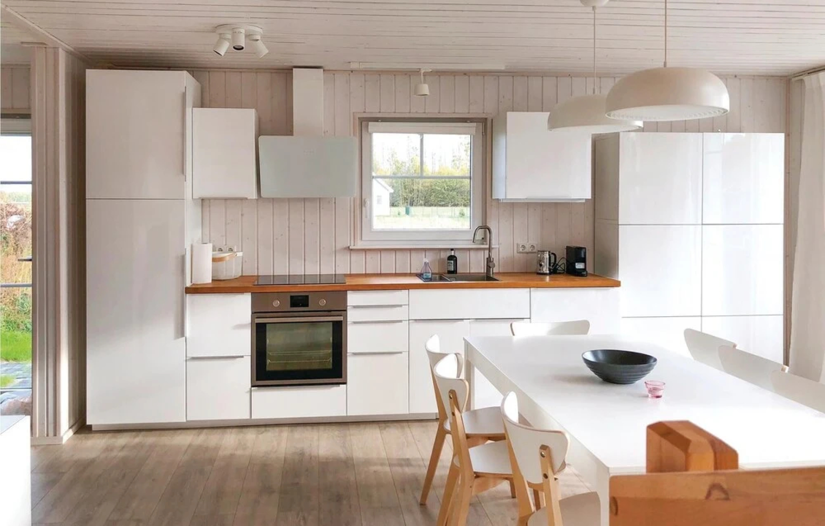 Nice Home in Zerpenschleuse With 2 Bedrooms and Wifi
