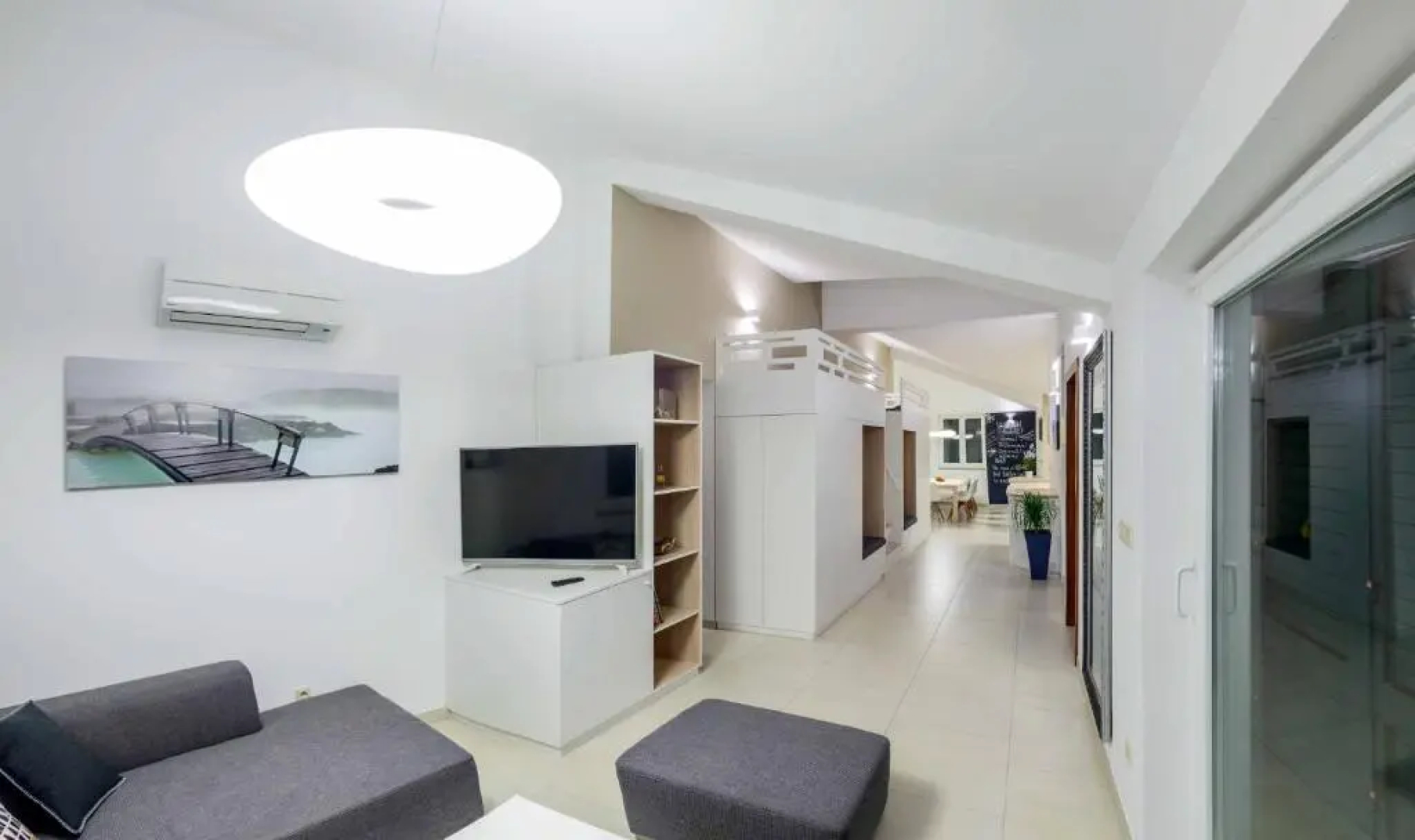 Apartment Miran