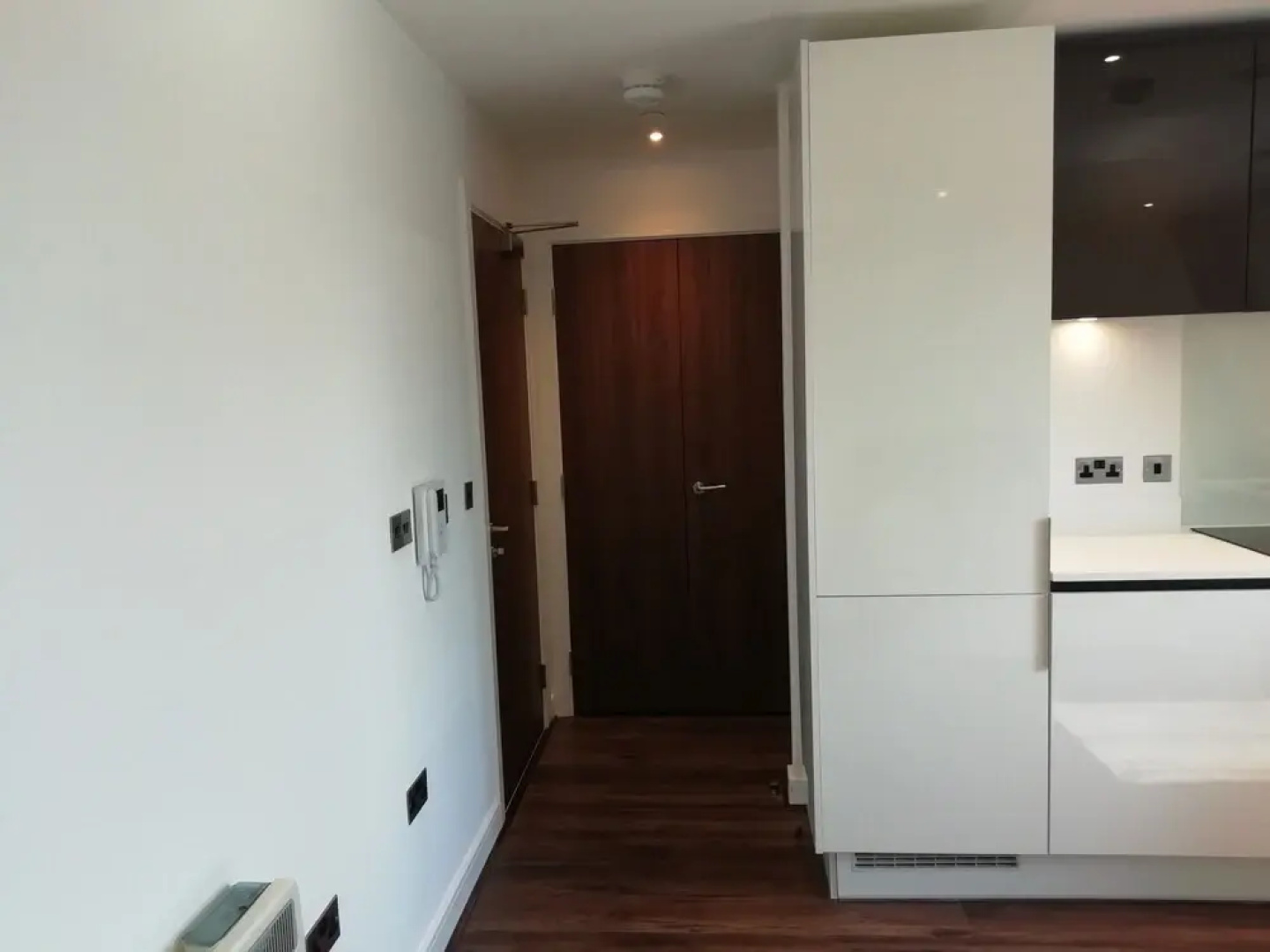 Luxury One Bedroom Apartment