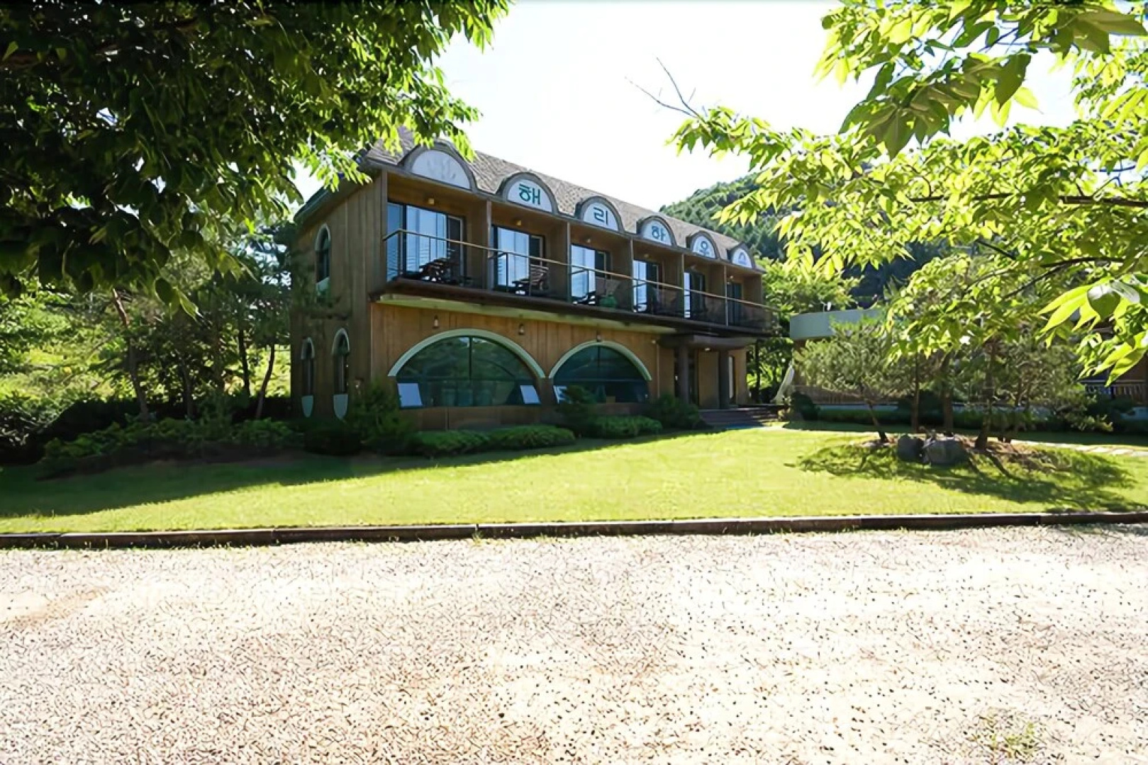 Hongchen Haeri House Pension