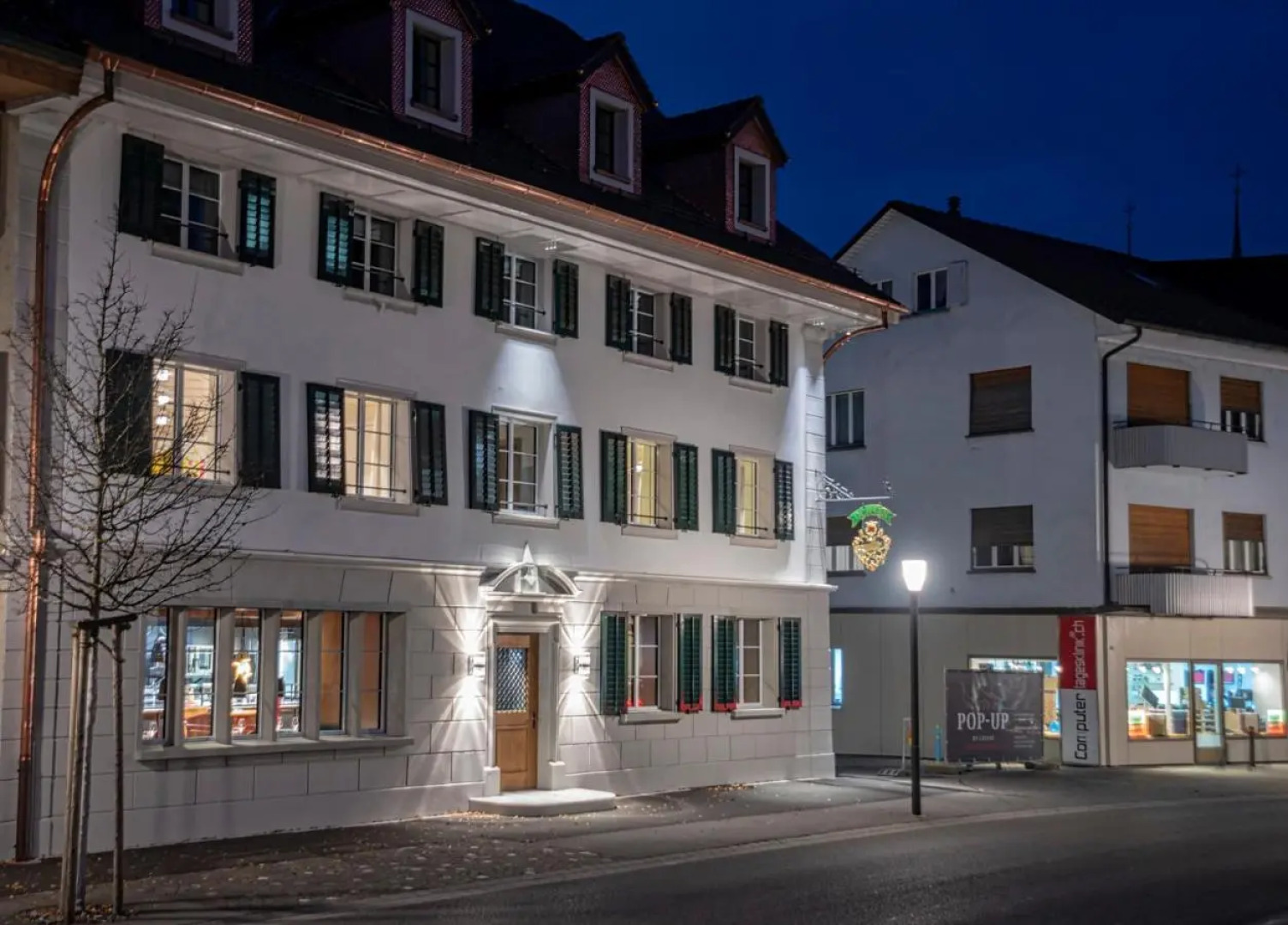 Отель Caspar Swiss Quality