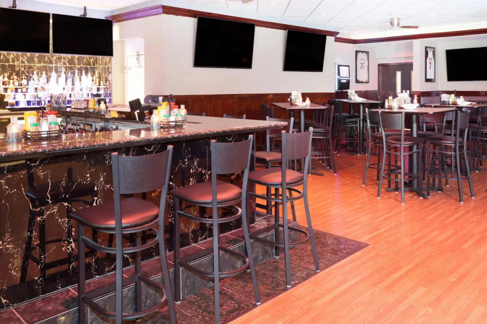 Ramada Plaza Chicago North Shore