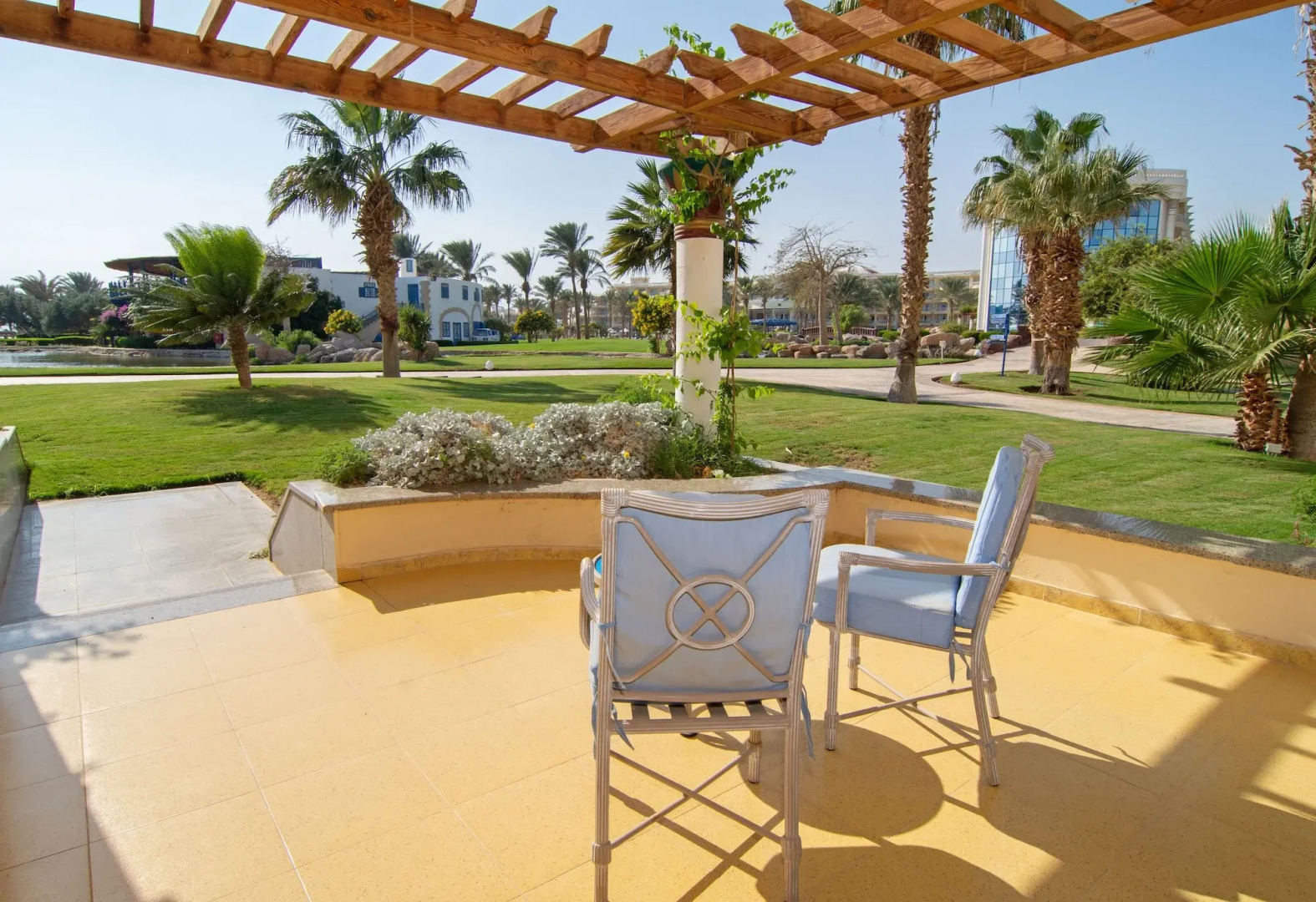 Palm Royale Resort - Soma Bay