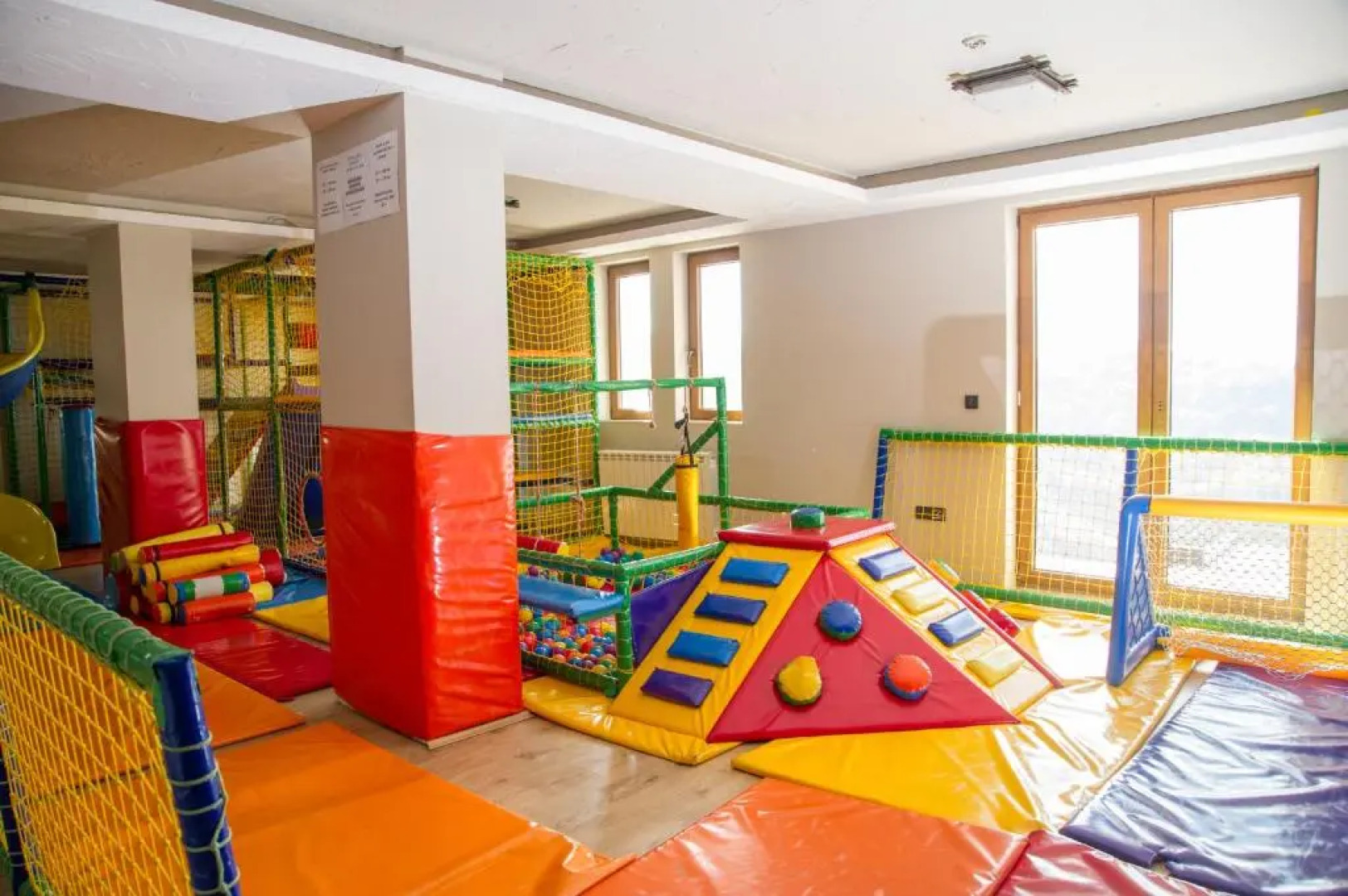 MISS Premier 19 Milmari