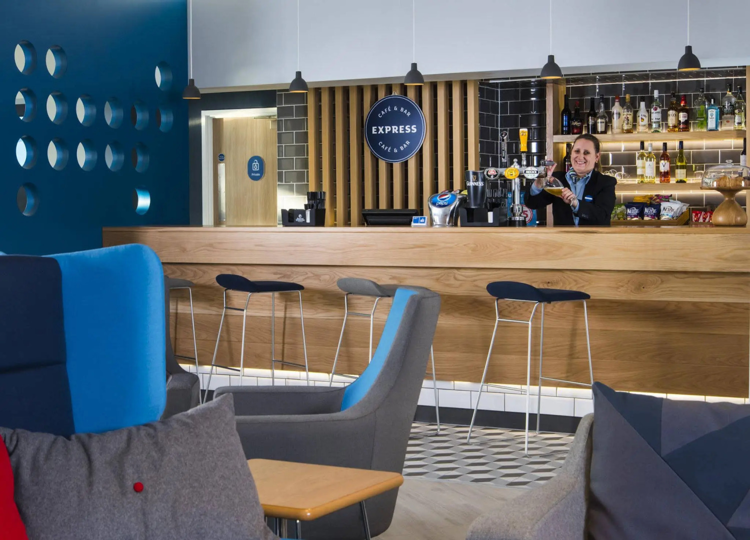 Holiday Inn Express Portsmouth - North by IHG