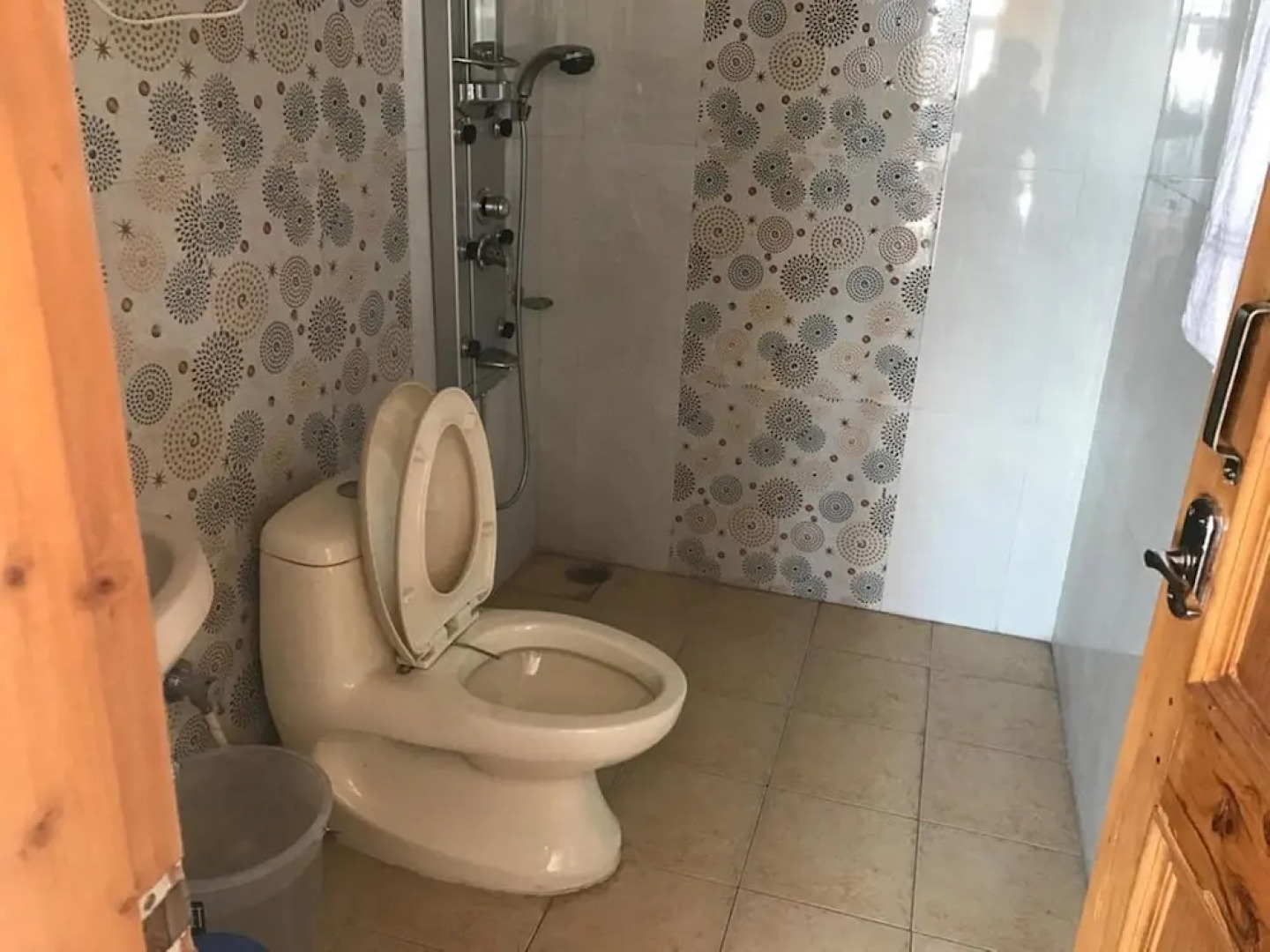 Hotel Sidharth Regency