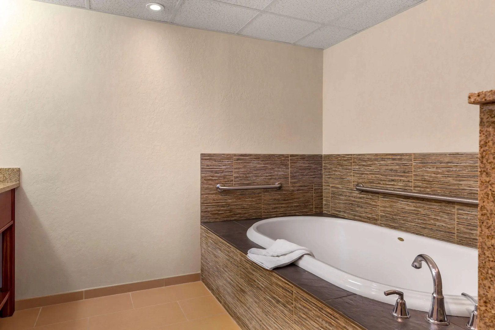 Comfort Inn Foxboro – Mansfield