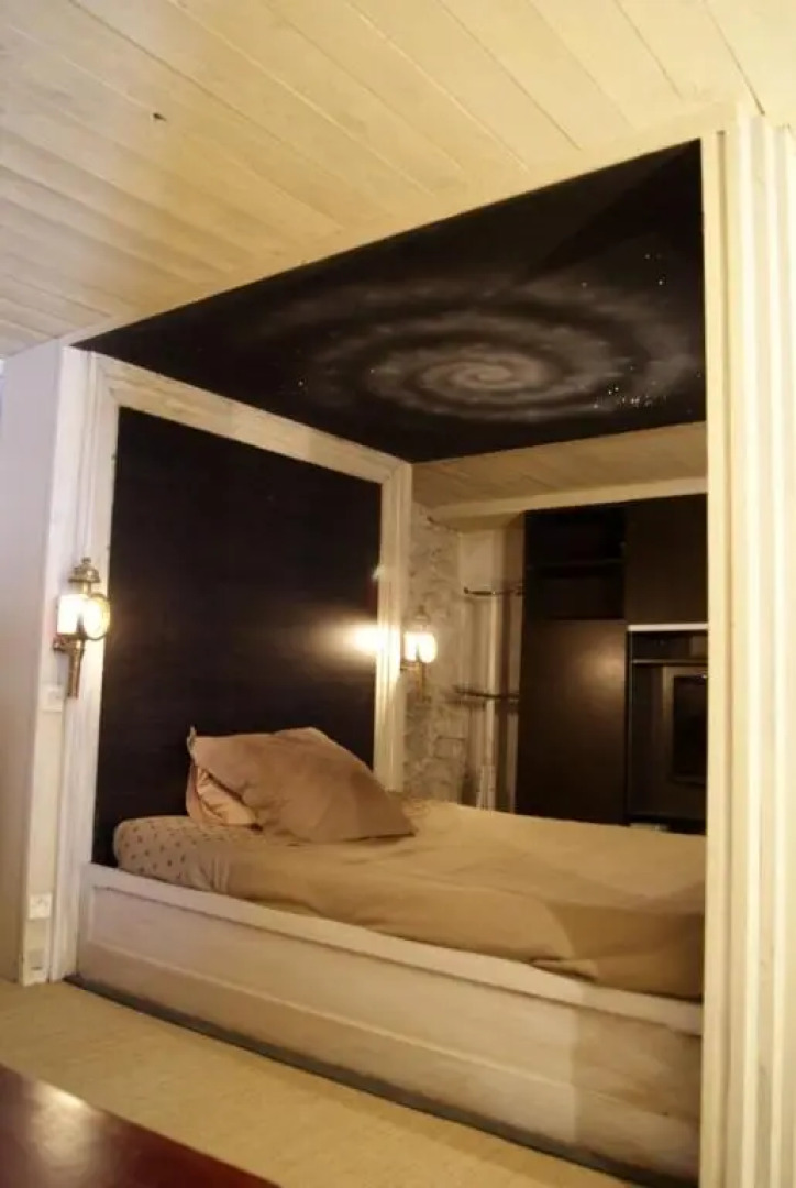 Appartement dans un atelier d'artiste