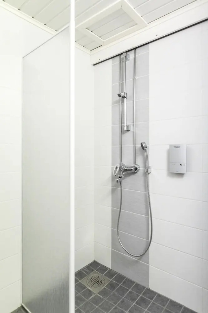 Jeris Hotel & Cabins