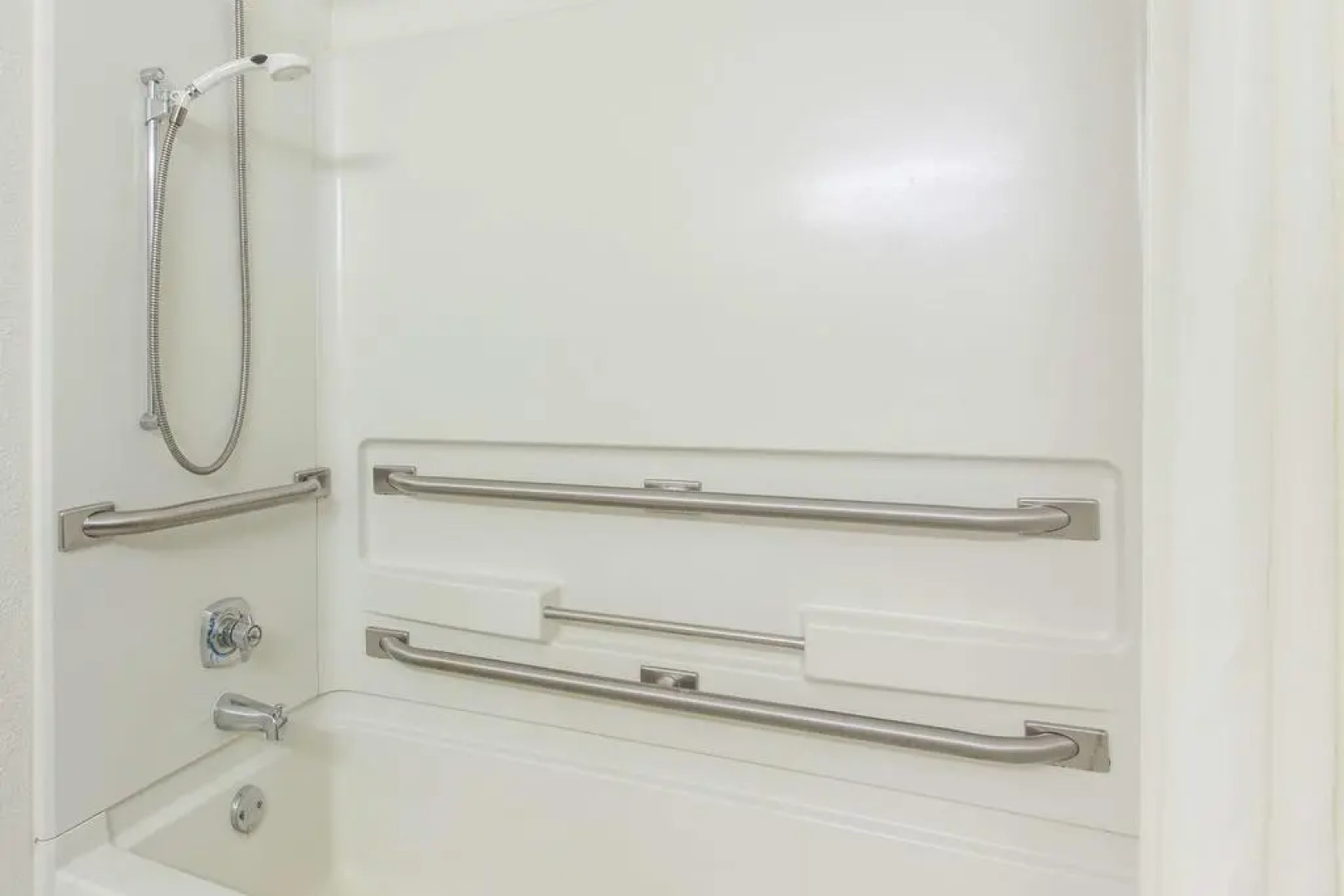 Super 8 by Wyndham Saanichton Victoria Airport