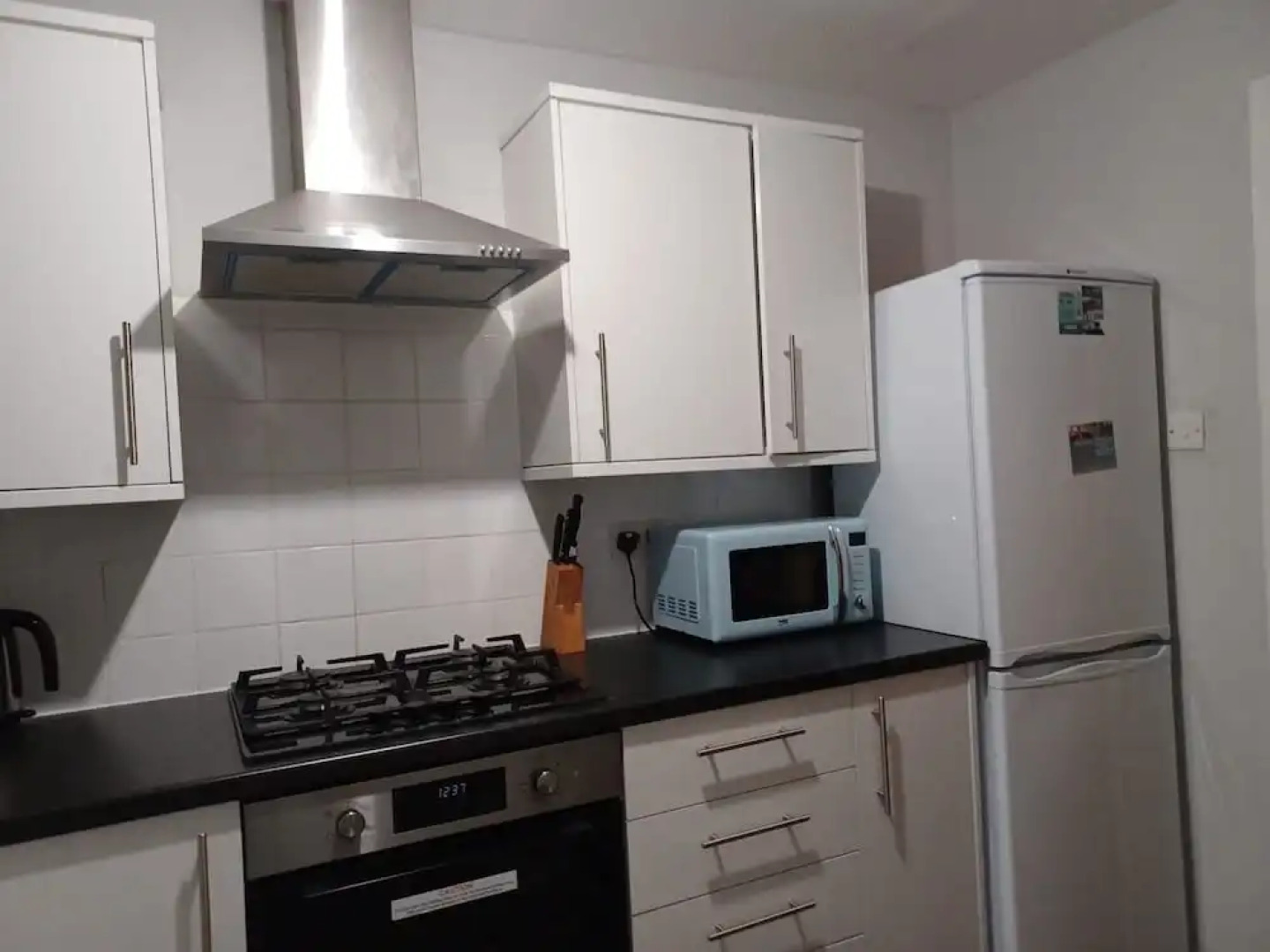 Huku Kwetu - Fieldfare Green