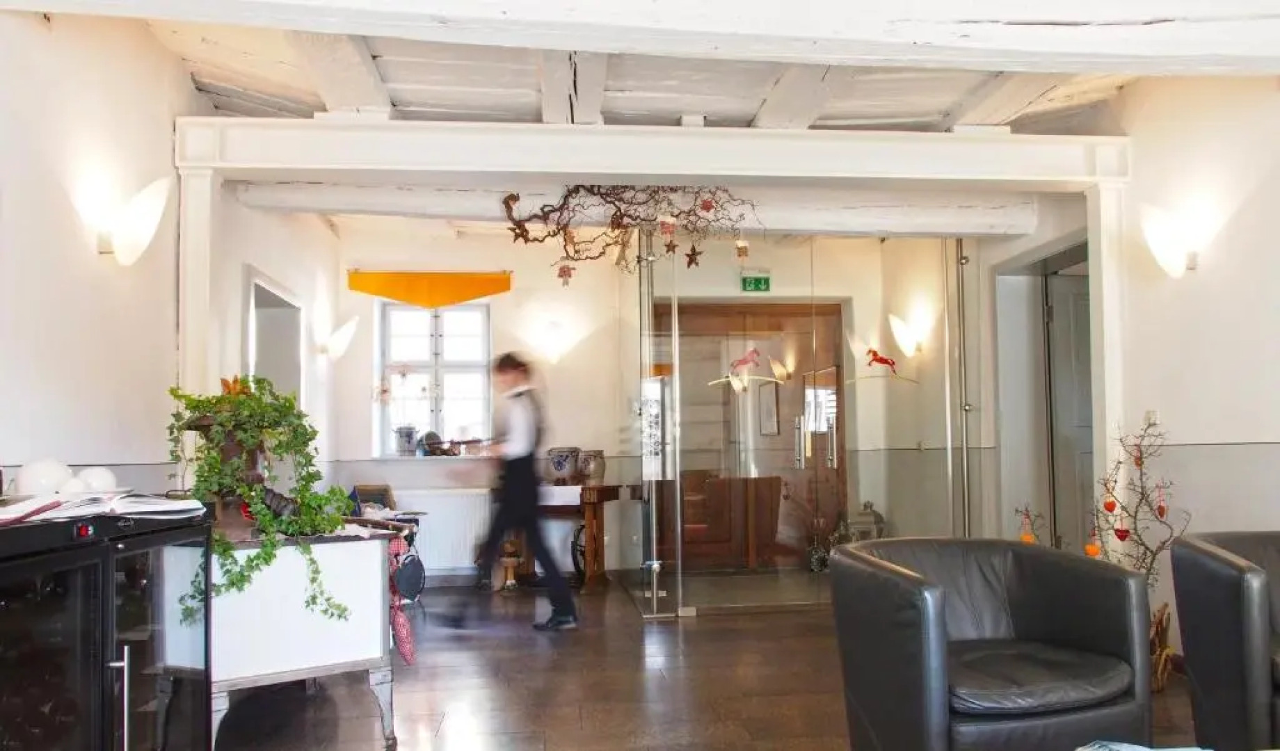 Rotes Ross Marktbergel