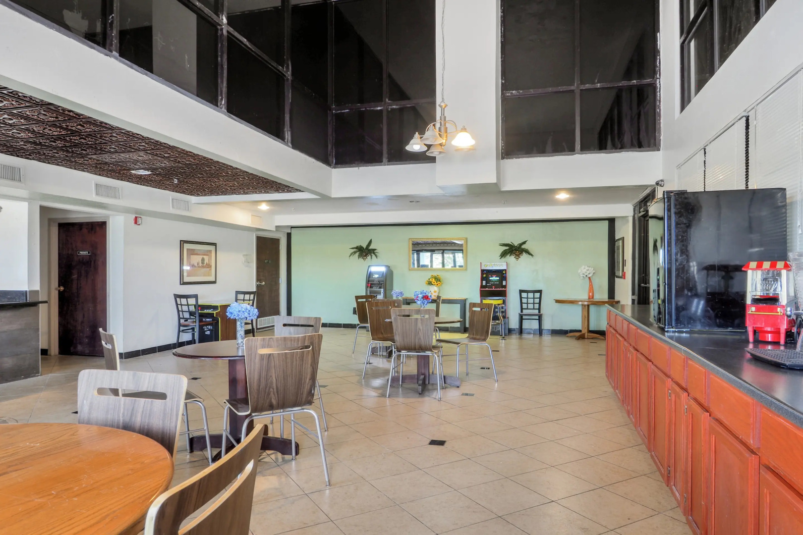 Lonestar Inn and Suites by OYO - Erick, OK