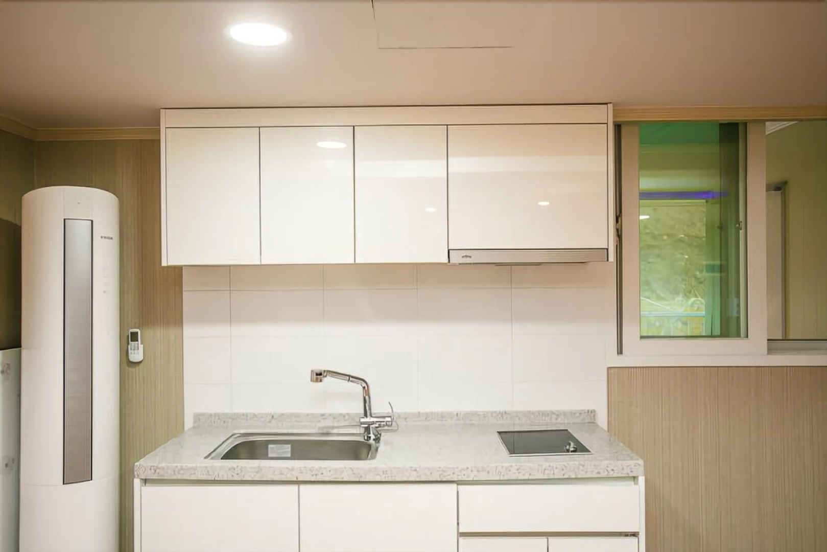 Geumsan Forest White Castle Pension